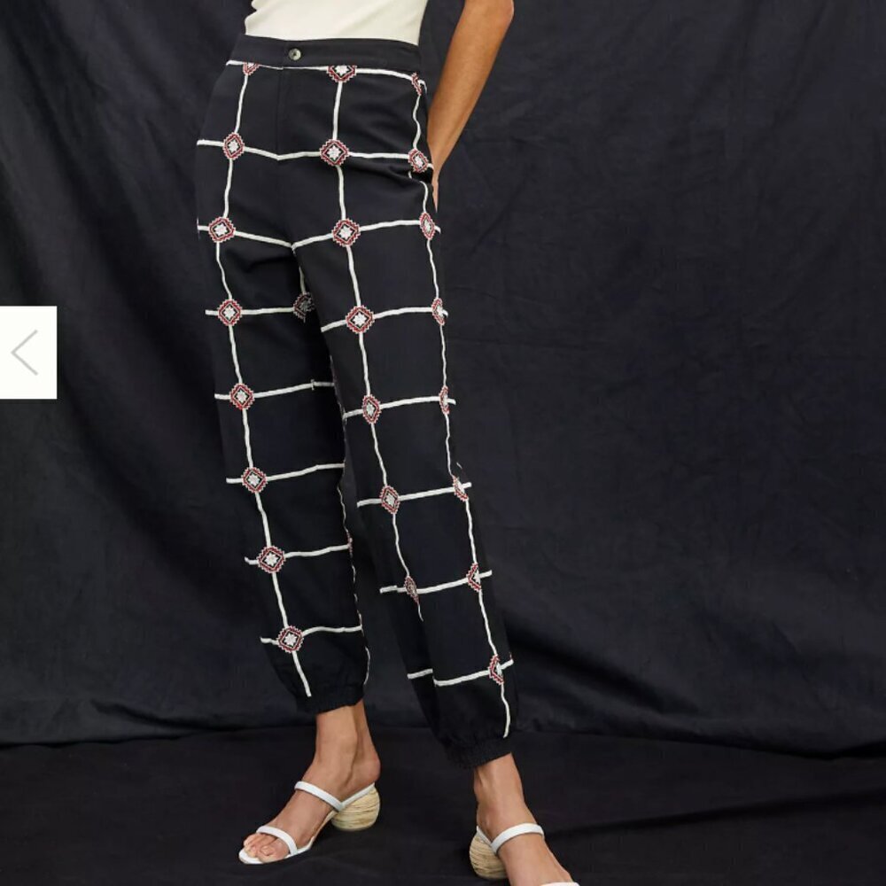 Anthro Seen Worn Kept Sold Out  Black Embroidered 100% Cotton Joggers Size XS